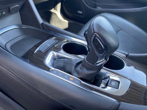 Used 2023 Chevrolet Malibu LT image 18