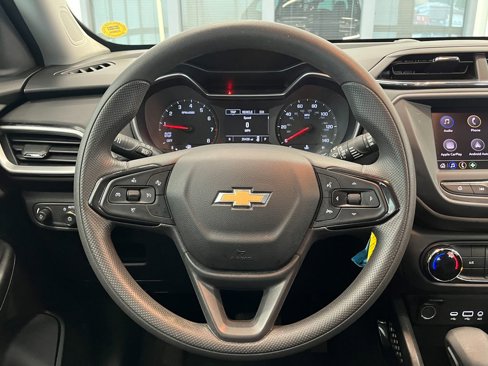 Used 2022 Chevrolet TrailBlazer LS image 19