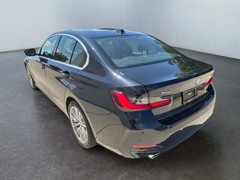 Certified 2023 BMW 330i xDrive Sedan w/ Premium Package image 18