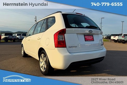Used 2008 Kia Rondo LX image 5