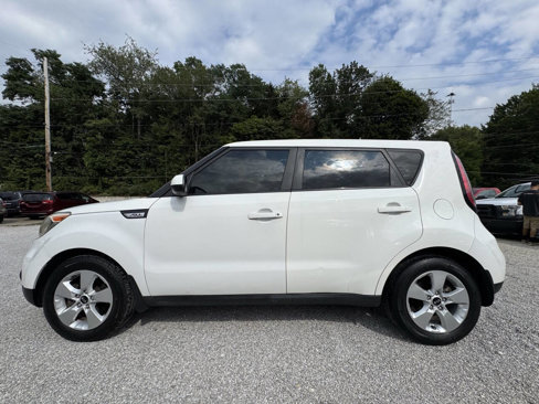 Used 2019 Kia Soul w/ Convenience Package image 2