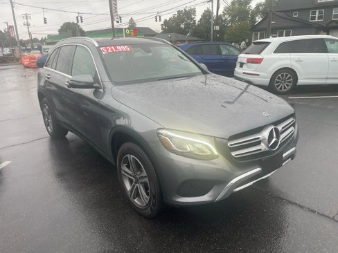 Used 2019 Mercedes-Benz GLC 300 4MATIC image 2