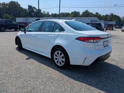 Used 2024 Toyota Corolla LE image 3