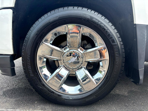 Used 2016 Chevrolet Silverado 1500 LTZ Z71 w/ LTZ Plus Package image 17
