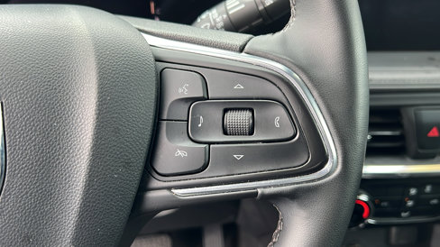 Certified 2024 Buick Encore GX Sport Touring image 25