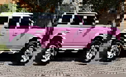 Used 2025 Ford Bronco Outer Banks image 2