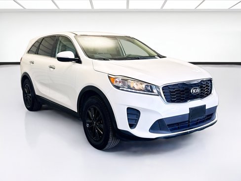Used 2020 Kia Sorento LX image 3
