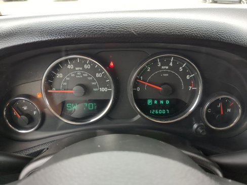 Used 2014 Jeep Wrangler Unlimited Sport w/ Quick Order Package 24S image 15