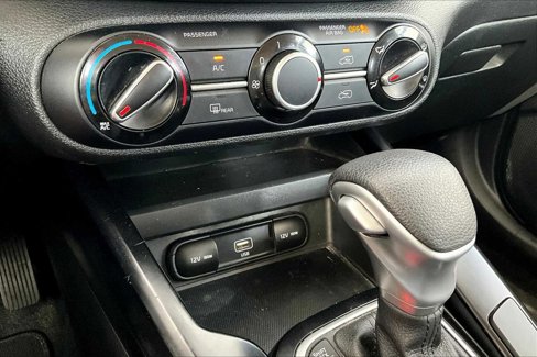 Used 2020 Kia Soul LX image 32