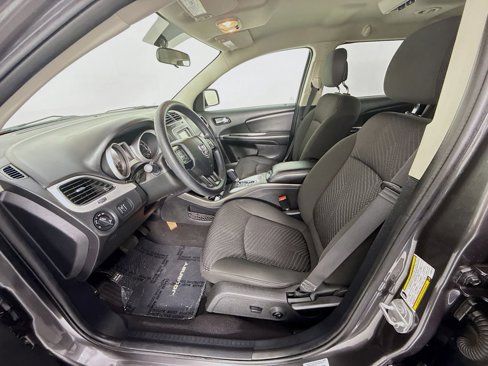Used 2016 Dodge Journey SXT w/ Comfort/Convenience Group image 18