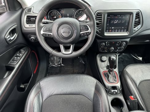 Used 2021 Jeep Compass Trailhawk image 18