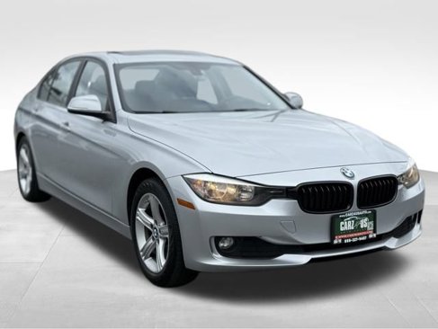 Used 2014 BMW 320i xDrive Sedan image 4