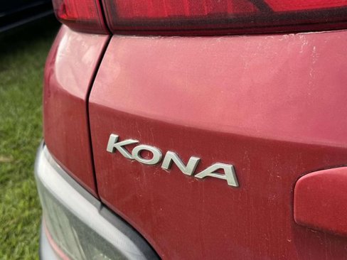 Used 2022 Hyundai Kona Limited image 7