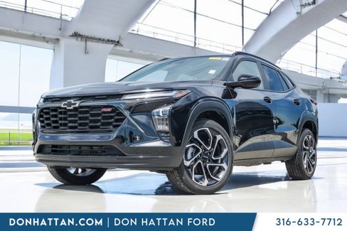 Used 2024 Chevrolet Trax RS image 1