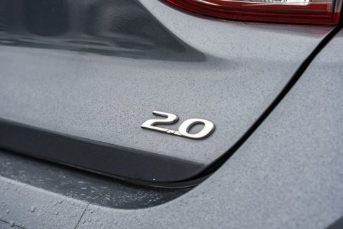 Used 2020 Hyundai Veloster 2.0 Premium image 11
