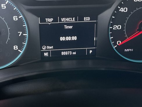 Used 2018 Chevrolet Equinox LT image 12