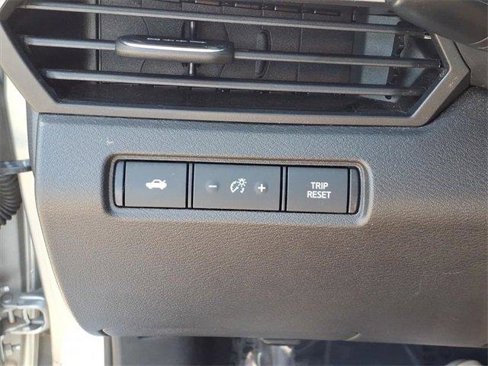 Used 2023 Nissan Altima 2.5 SV image 19