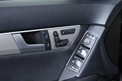 Used 2013 Mercedes-Benz C 300 4MATIC Sedan image 21