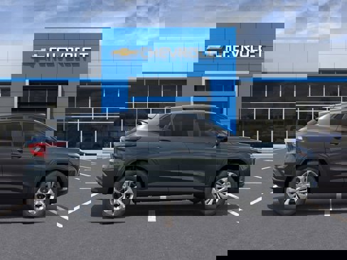 New 2026 Chevrolet Trax LS w/ Driver Confidence Package image 5