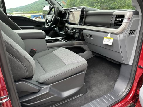 New 2025 Ford F350 XLT w/ Black Appearance Package image 52