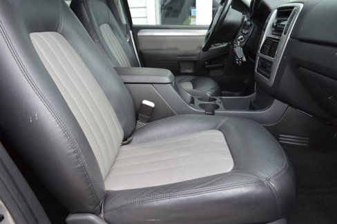 Used 2005 Mercury Mountaineer AWD image 23