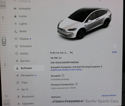 Used 2023 Tesla Model X image 37