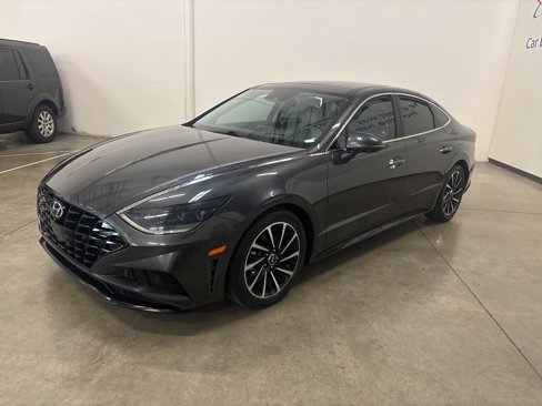 Used 2021 Hyundai Sonata Limited image 2