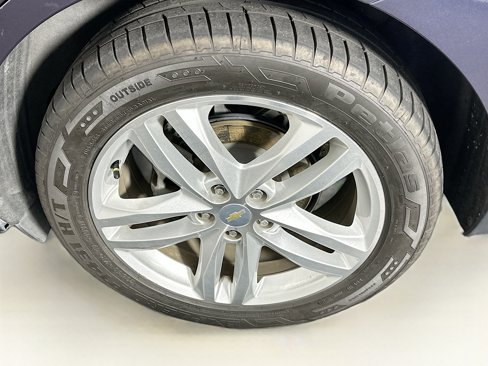 Used 2019 Chevrolet Equinox Premier image 11