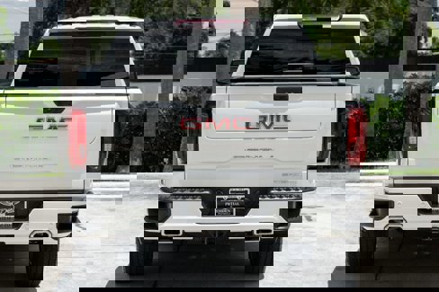 Used 2021 GMC Sierra 1500 Denali w/ Denali Premium Package image 6