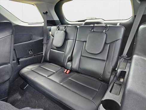 Used 2021 Ford Explorer XLT w/ Equipment Group 202A image 14