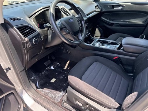 Certified 2020 Ford Edge SE image 14