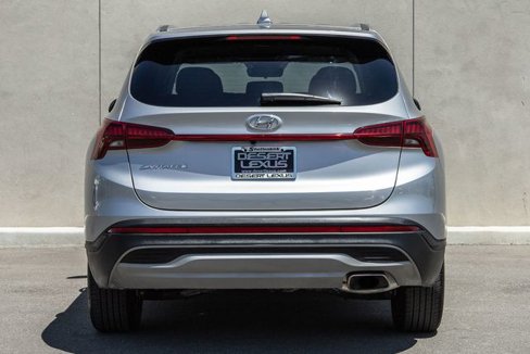 Used 2023 Hyundai Santa Fe SE image 4