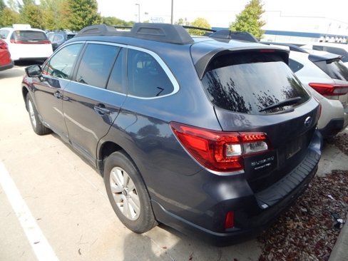 Used 2017 Subaru Outback 2.5i Premium image 7