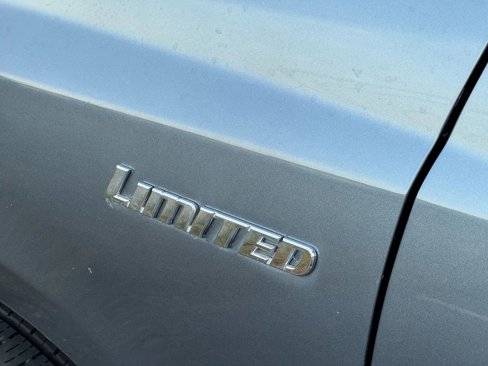 Used 2004 Toyota Highlander 4WD V6 image 11