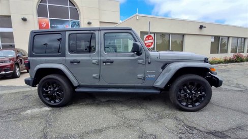 Used 2023 Jeep Wrangler Unlimited Sahara image 9