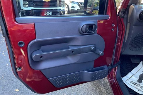 Used 2010 Jeep Wrangler Unlimited Sport image 22
