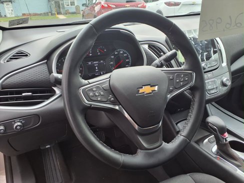 Certified 2025 Chevrolet Malibu RS image 11