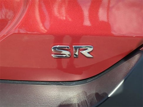 Certified 2020 Nissan Kicks SR image 17