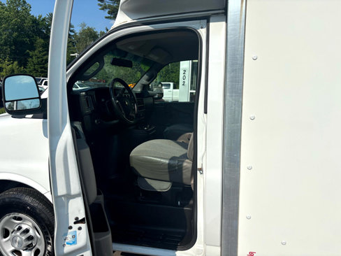 Used 2019 Chevrolet Express 3500 w/ Power Convenience Package image 24