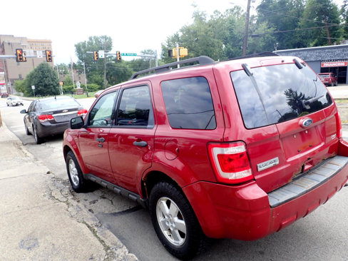 Used 2010 Ford Escape XLT image 10