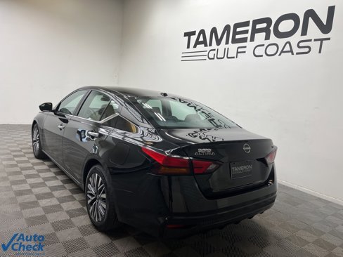 Used 2024 Nissan Altima 2.5 SV image 8