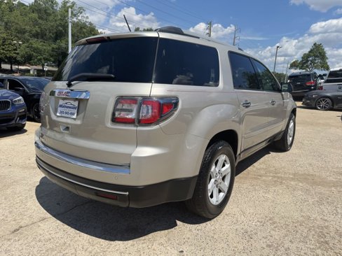 Used 2014 GMC Acadia SLE image 7