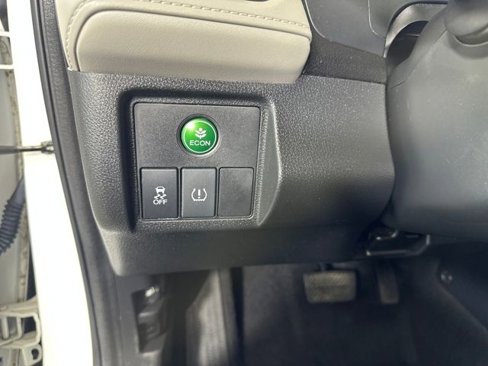 Used 2018 Honda HR-V LX image 19