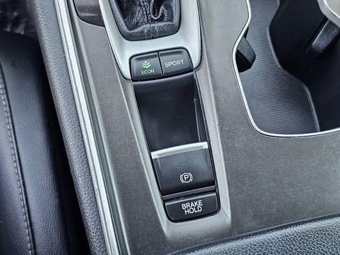Used 2018 Honda Accord Sport image 30