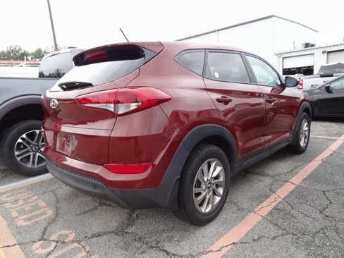 Used 2018 Hyundai Tucson SE image 5