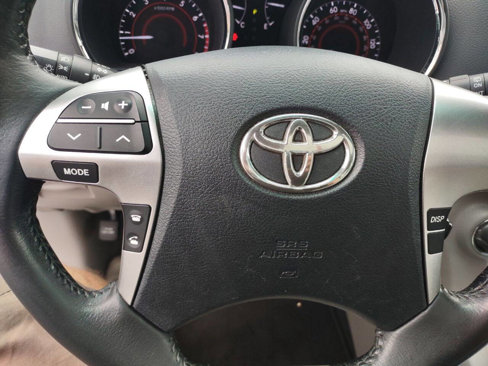 Used 2013 Toyota Highlander SE image 15