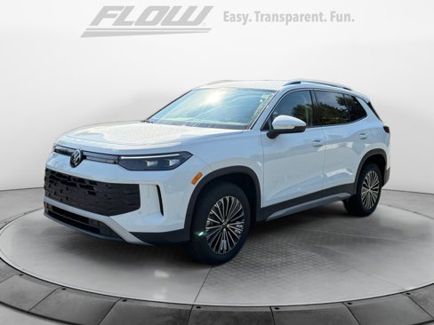 New 2025 Volkswagen Tiguan S image 3