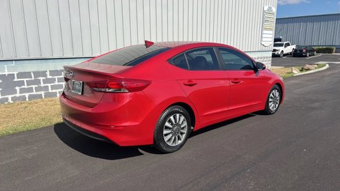 Used 2017 Hyundai Elantra SE image 5