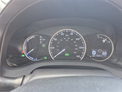 Used 2011 Lexus CT 200h image 29