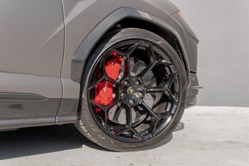 Used 2023 Lamborghini Urus Performante image 39